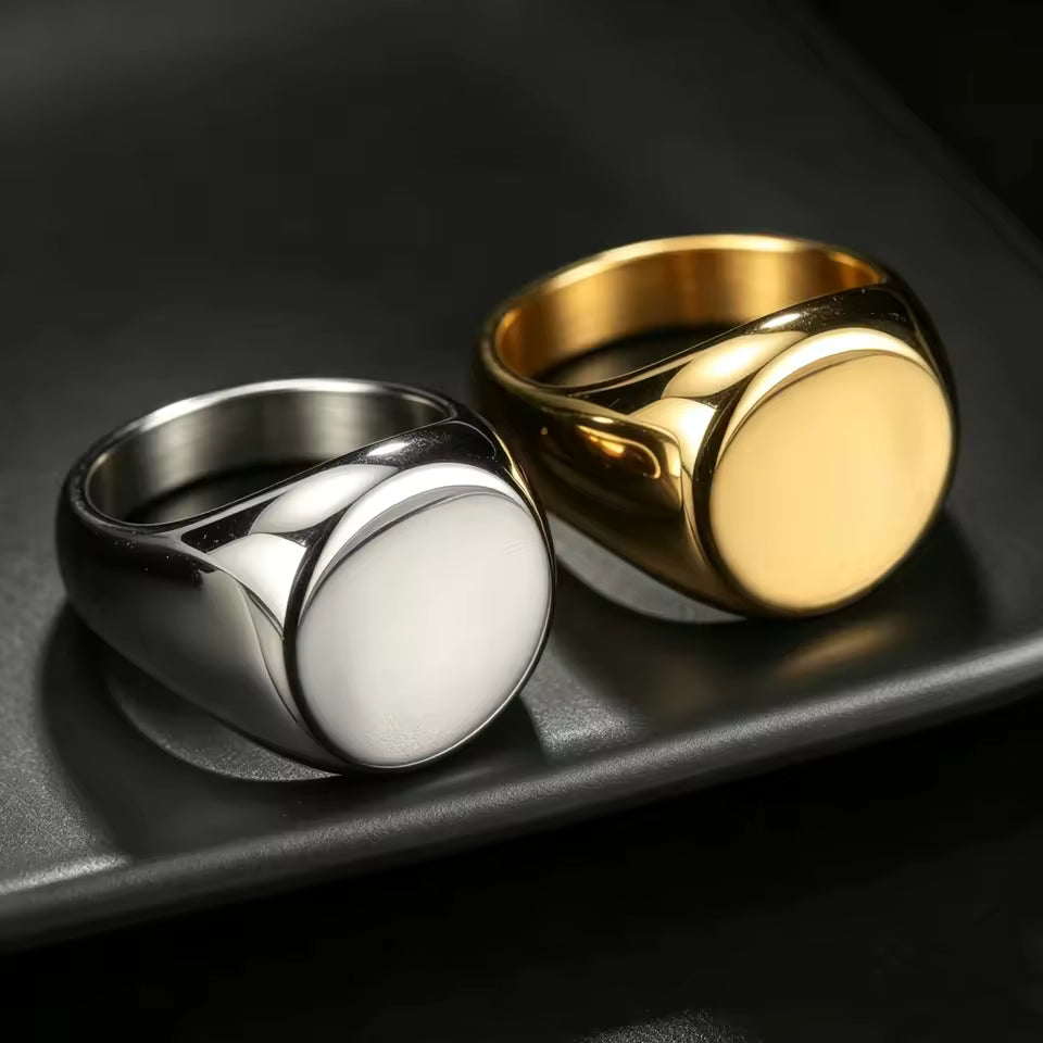 Minimal Signet Ring - main