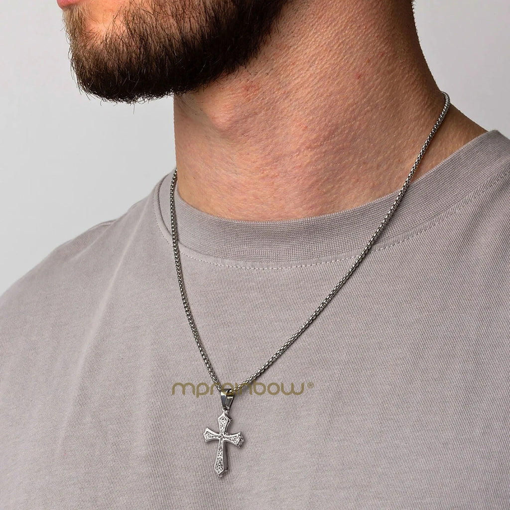 Essential Cross Necklace - detail