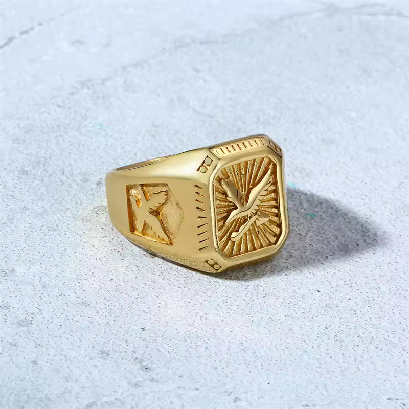Eagle Signet Ring - detail